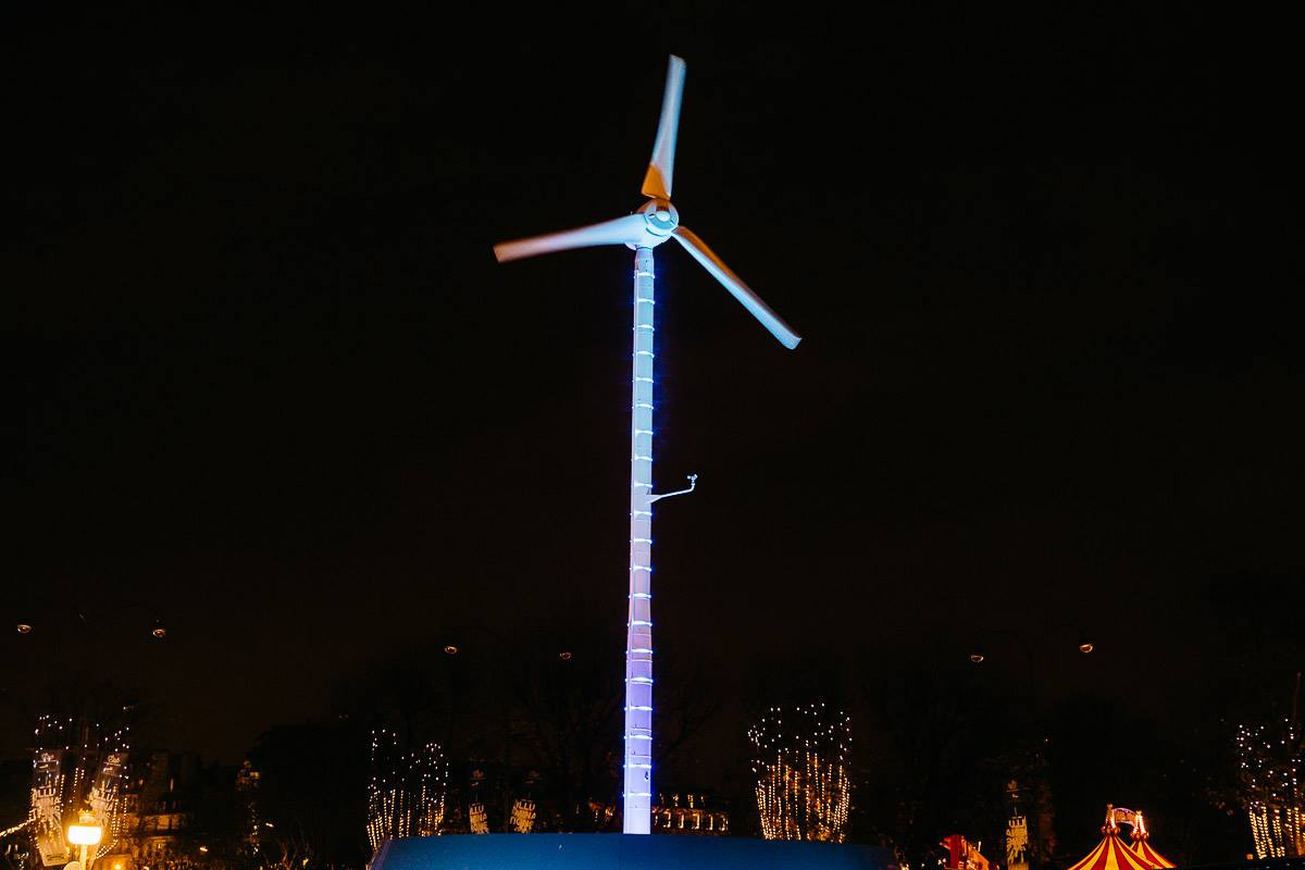 GELEC et IKEA illumine les Champs Elysées - groupe électrogène