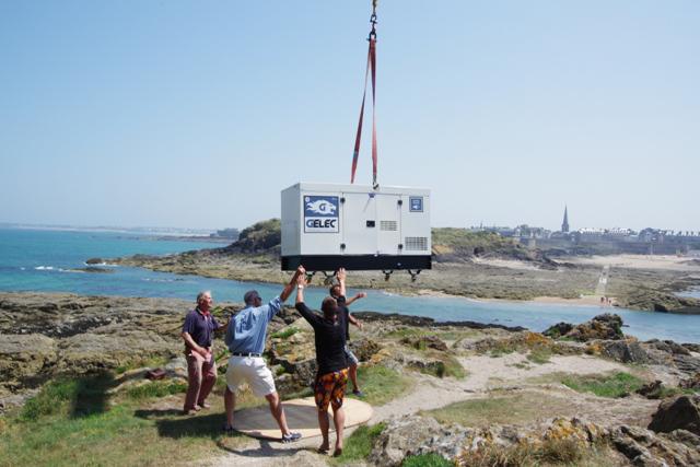 FORT SUR ILE - Production d'électricité - Groupe électrogène Fort du Petit Bé 2013